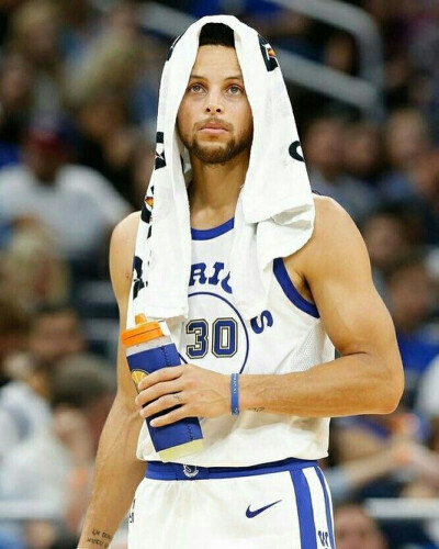 尤其是在赛 尤其是在赛