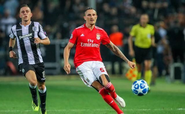 校体育教师 校体育教师